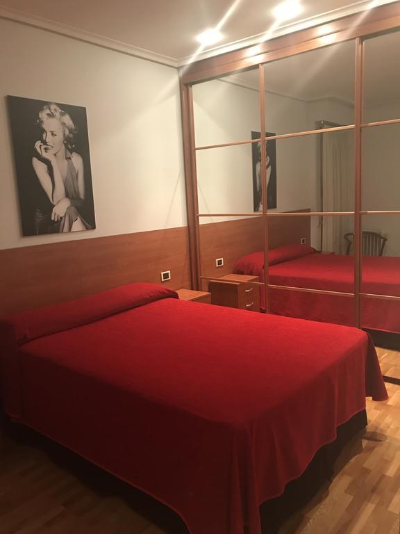 Pension Logroño Extérieur photo
